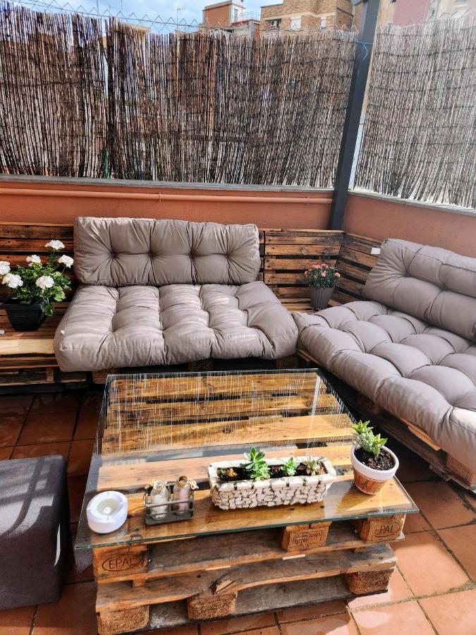 Estudio Con Terraza Badalona Hotel Ngoại thất bức ảnh