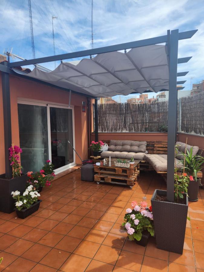 Estudio Con Terraza Badalona Hotel Ngoại thất bức ảnh
