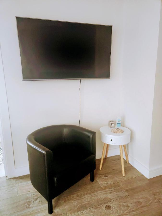Estudio Con Terraza Badalona Hotel Ngoại thất bức ảnh