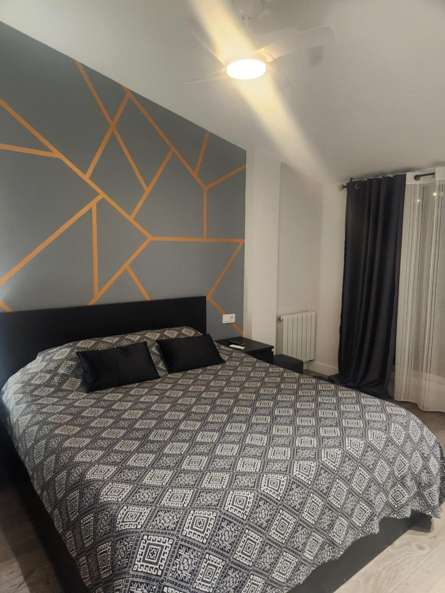 Estudio Con Terraza Badalona Hotel Ngoại thất bức ảnh